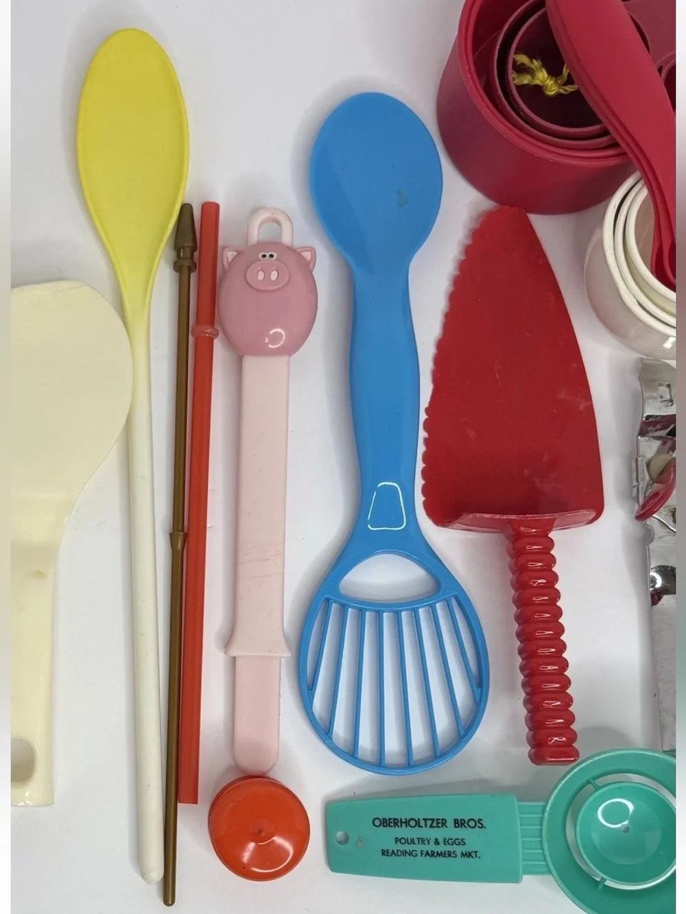 26 Piece Vintage Kitchen Gadget Lot | Retro Utensils Measuring Cups Spoons